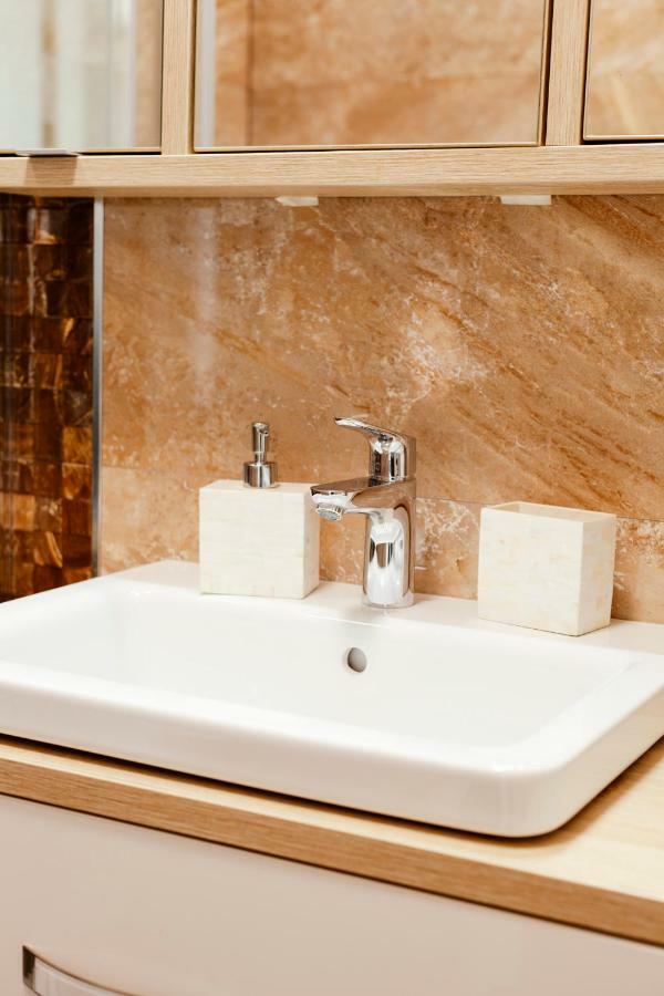 New Luxury Apartment Nives On Seaside 스플리트 외부 사진
