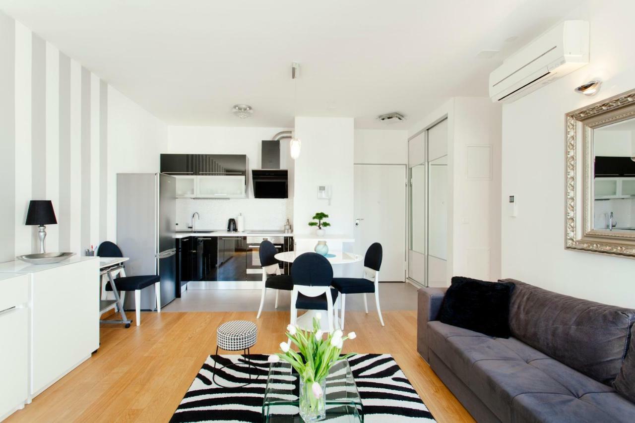New Luxury Apartment Nives On Seaside 스플리트 외부 사진