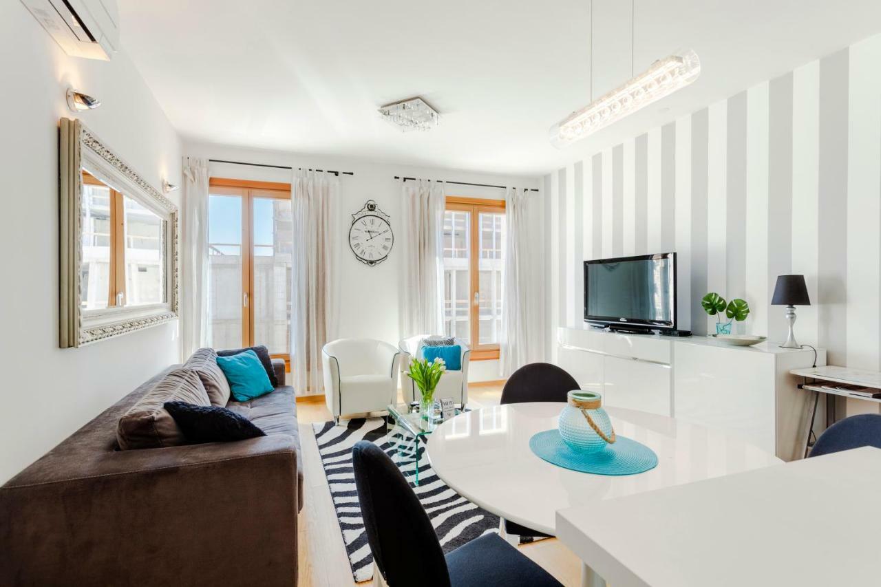 New Luxury Apartment Nives On Seaside 스플리트 외부 사진