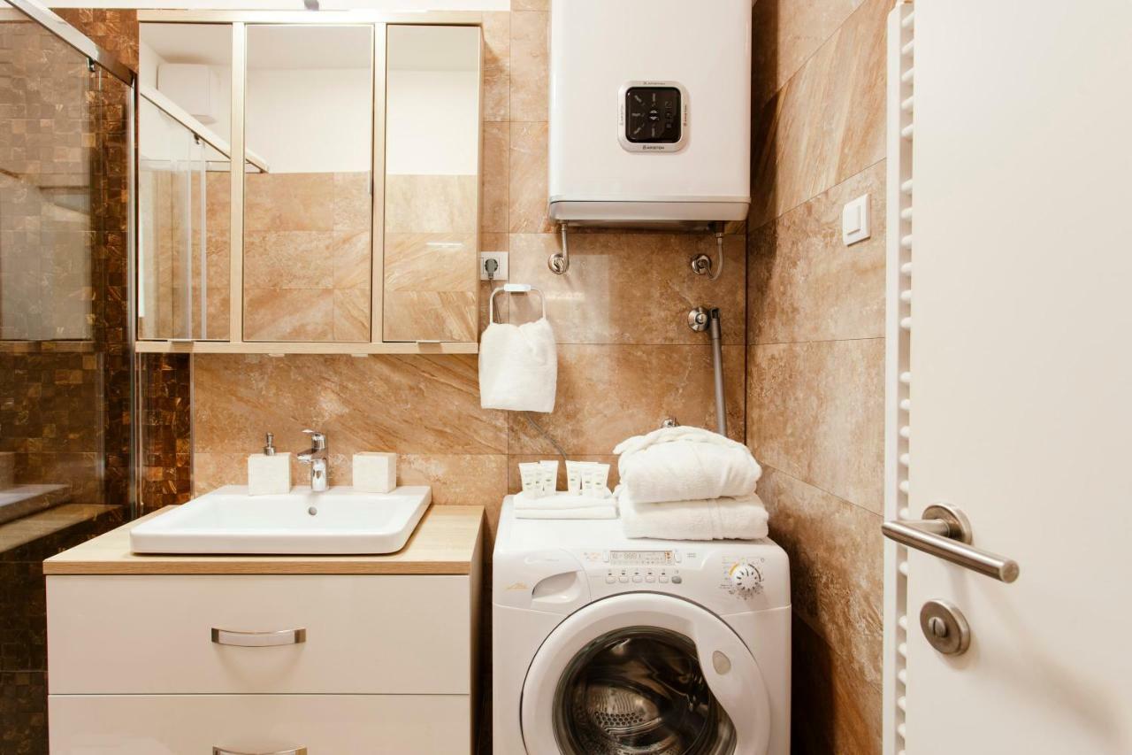 New Luxury Apartment Nives On Seaside 스플리트 외부 사진