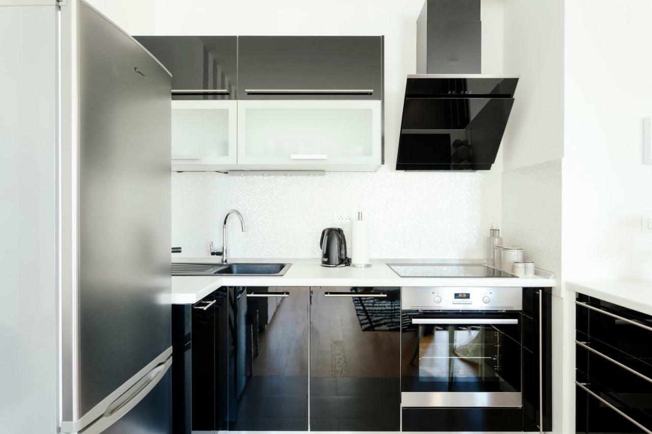 New Luxury Apartment Nives On Seaside 스플리트 외부 사진